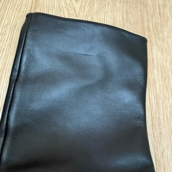 Everlane The Knee-High Banana Heel Boot in black leather size 7 new without box - Picture 9 of 14